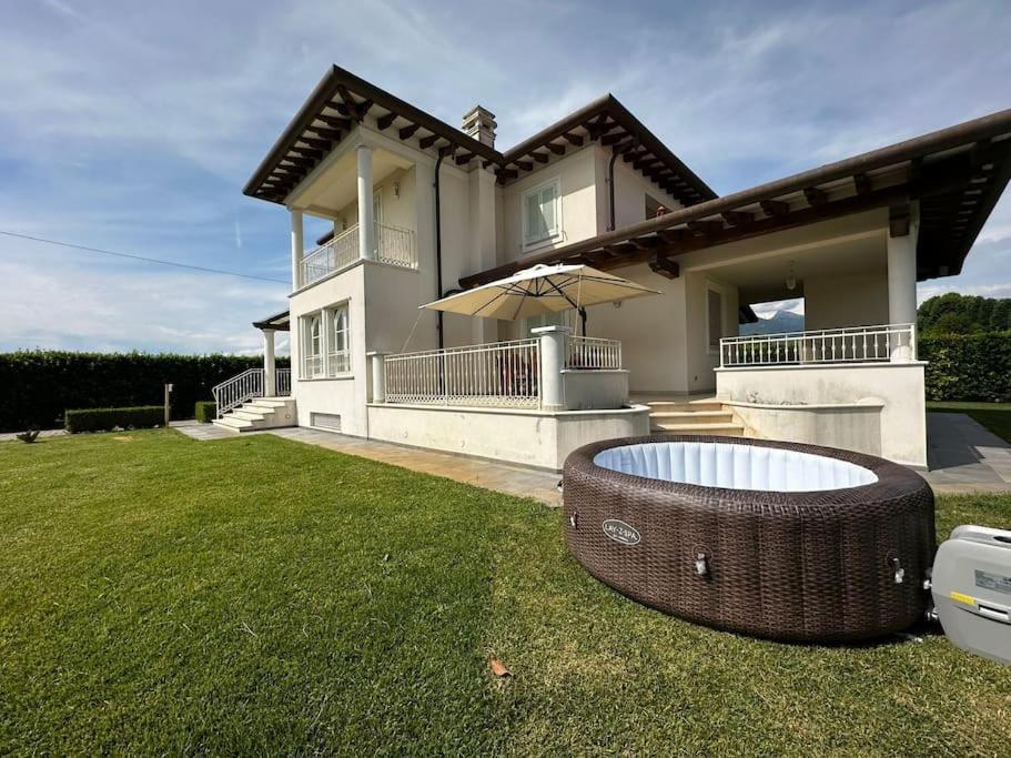 Villa Oriella - Piscina Idromassaggio E Relax -Versilia Camaiore Eksteriør billede