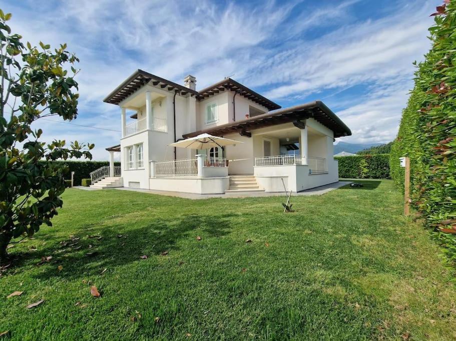 Villa Oriella - Piscina Idromassaggio E Relax -Versilia Camaiore Eksteriør billede