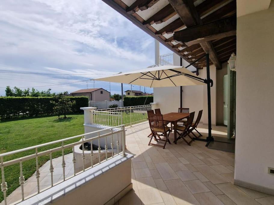 Villa Oriella - Piscina Idromassaggio E Relax -Versilia Camaiore Eksteriør billede